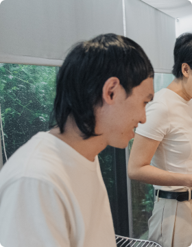 在邏輯與感知之間：穿著豹紋垮褲的前端工程師 黃翊禔