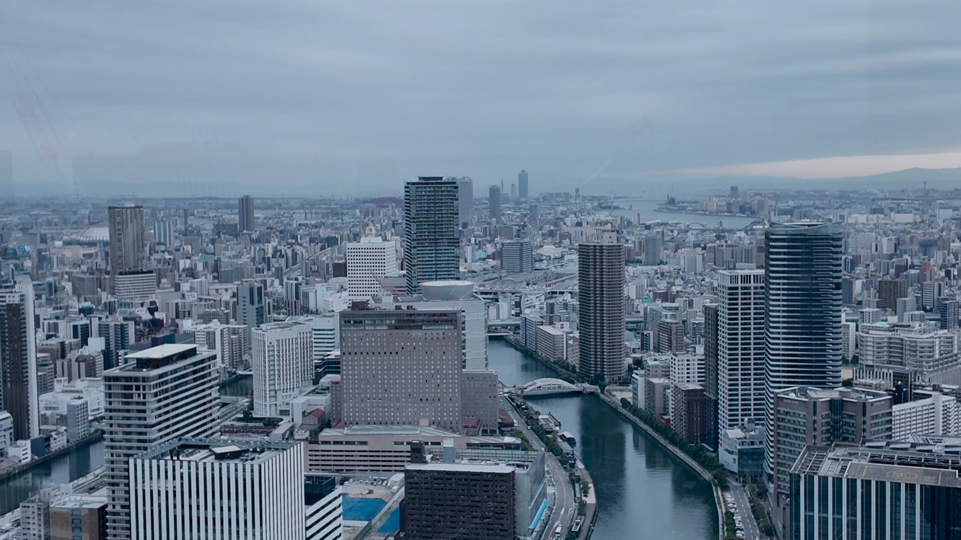 Frame 1171276675.png